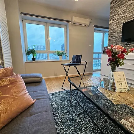 Platinum Towersapartments Parking Warsaw